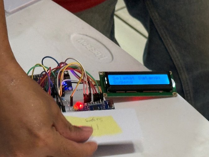 LCD showing welcome message after a card tap
