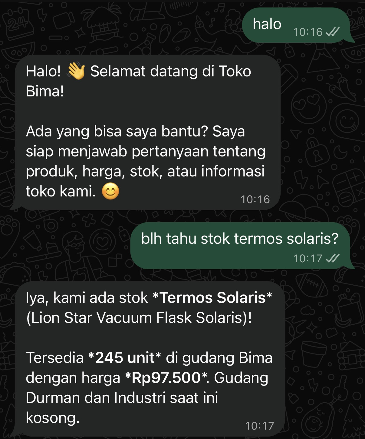 WhatsApp conversation: customer asks about stock for Termos Solaris, assistant replies with the matched product name and stock count per warehouse